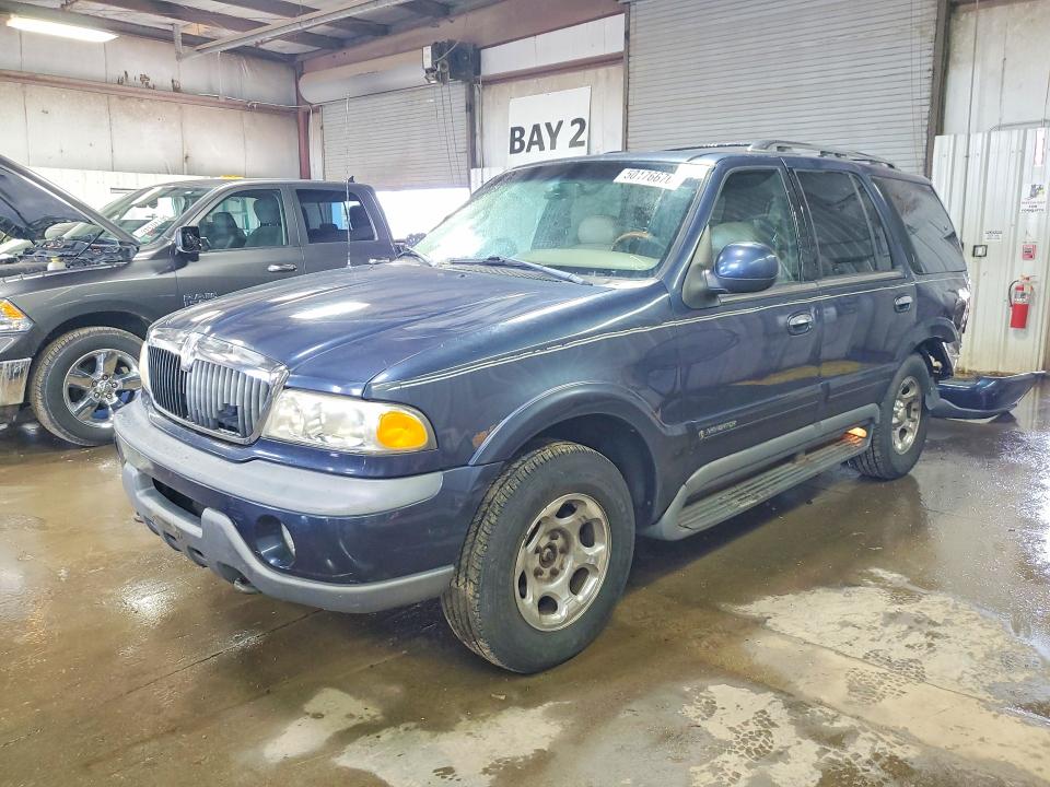 50176676 :رقم المزاد ، 5LMPU28L7WLJ33223 vin ، 1998 Lincoln Navigator مزاد بيع