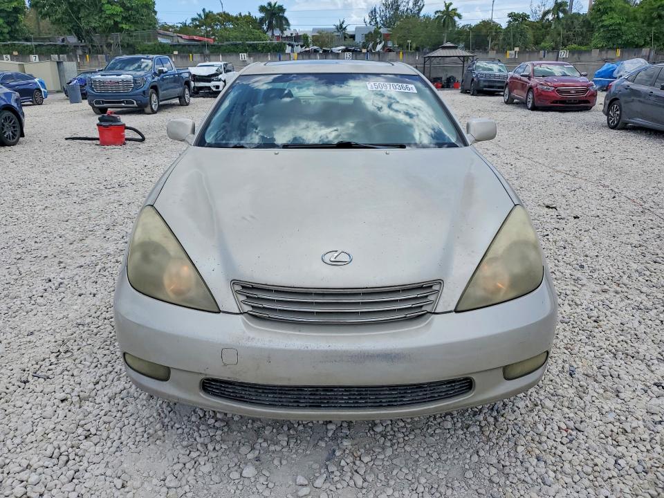 50970366 :رقم المزاد ، JTHBF30G920059460 vin ، 2002 Lexus Es مزاد بيع