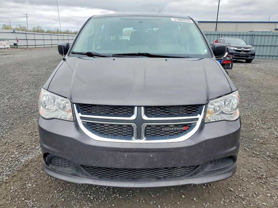 2015 Dodge Grand Caravan მანქანა იყიდება აუქციონზე, vin: 2C4RDGBG2FR685843, აუქციონის ნომერი: 51963516