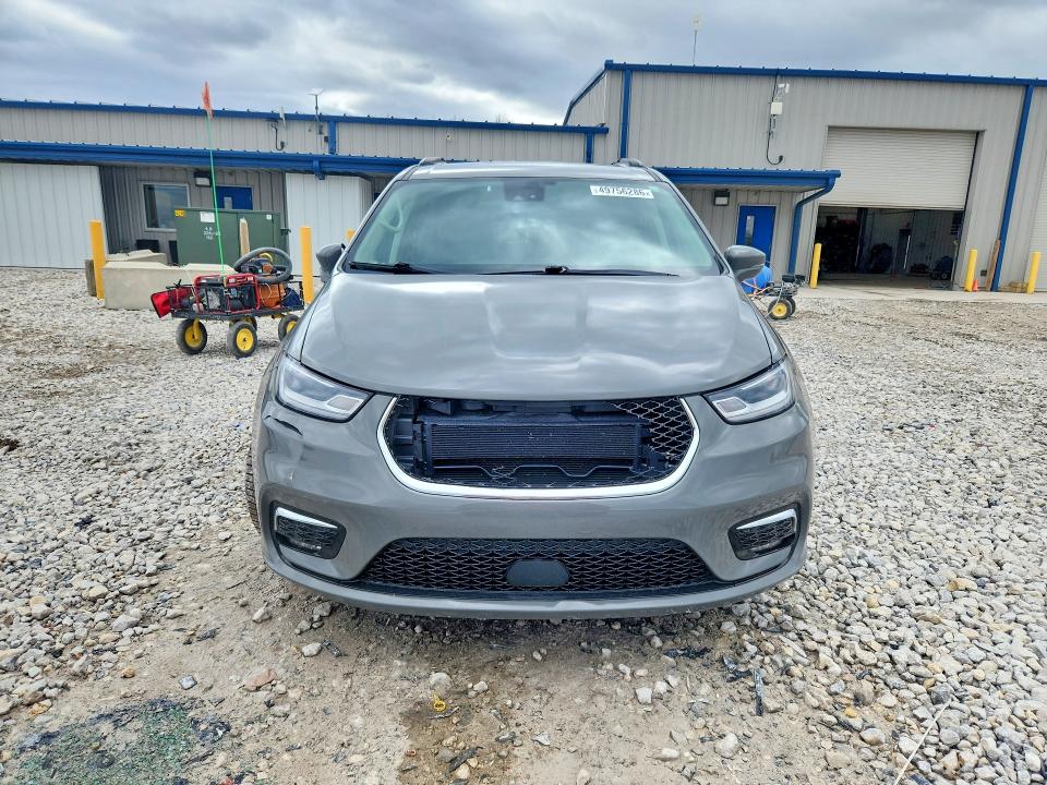 49756286 :رقم المزاد ، 2C4RC1BG2NR190427 vin ، 2022 Chrysler Pacifica مزاد بيع