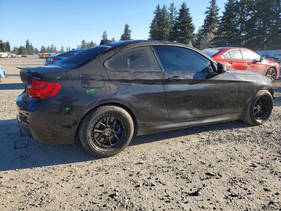 48864446 :رقم المزاد ، WBA1J7C51FV358170 vin ، 2015 Bmw M235i مزاد بيع
