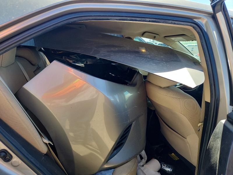 50328806 :رقم المزاد ، 5YFBURHE2FP220529 vin ، 2015 Toyota Corolla مزاد بيع
