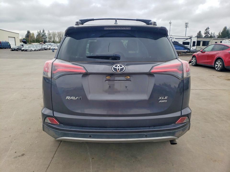 48799226 :رقم المزاد ، JTMRFREV3HJ132710 vin ، 2017 Toyota Rav4 مزاد بيع