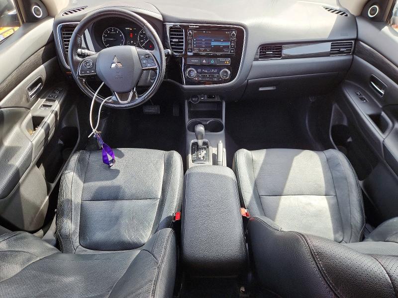 Продаж на аукціоні авто 2016 Mitsubishi Outlander, vin: JA4AZ3A38GZ011137, номер лоту: 50506146