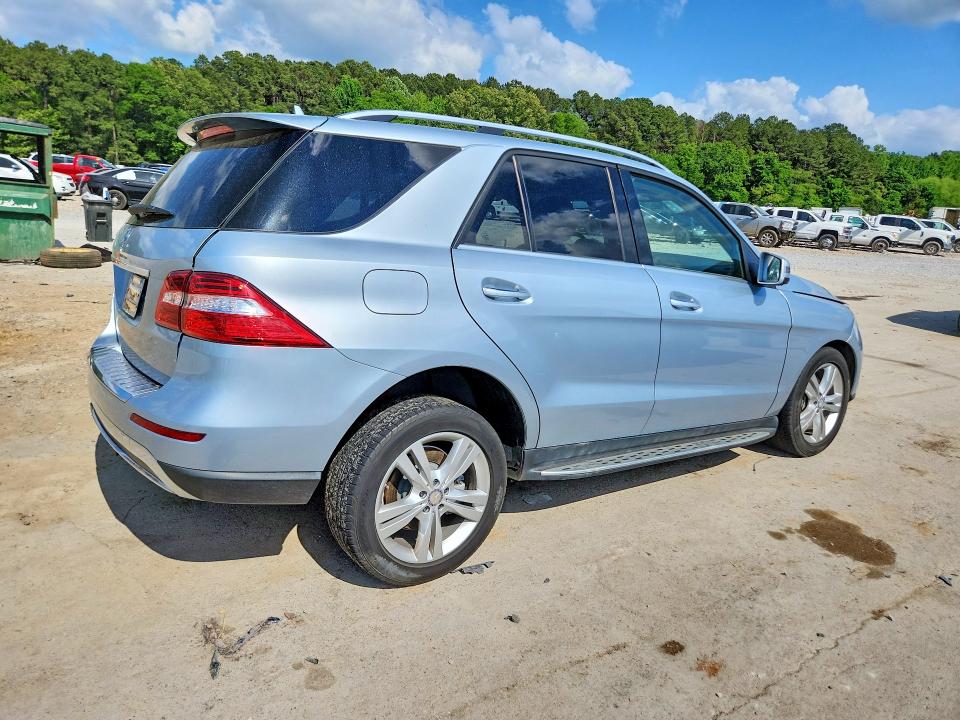 Продажа на аукционе авто 2015 Mercedes-benz Ml, vin: 4JGDA5JB0FA504106, номер лота: 50243756