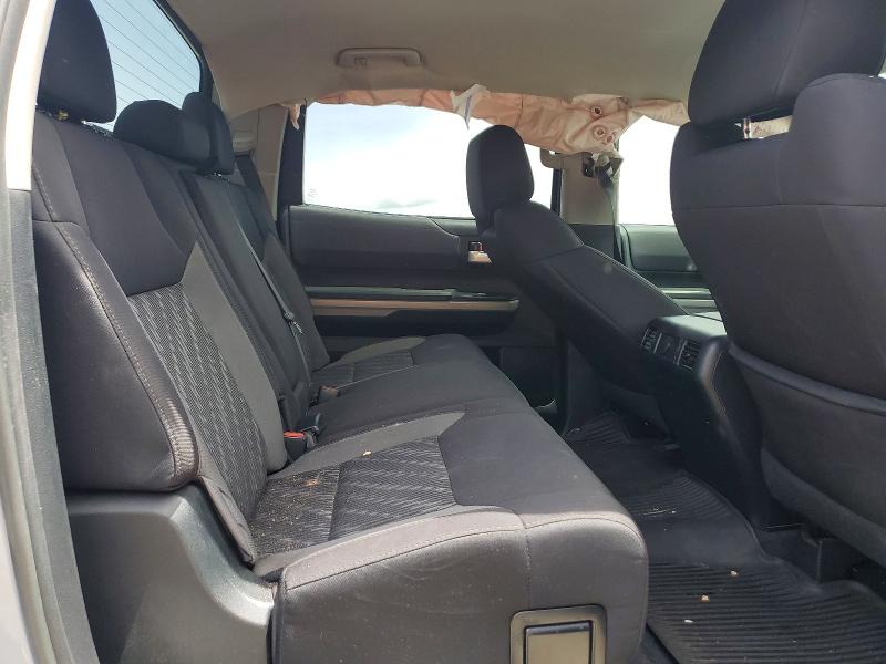 50644506 :رقم المزاد ، 5TFEY5F14KX251691 vin ، 2019 Toyota Tundra مزاد بيع