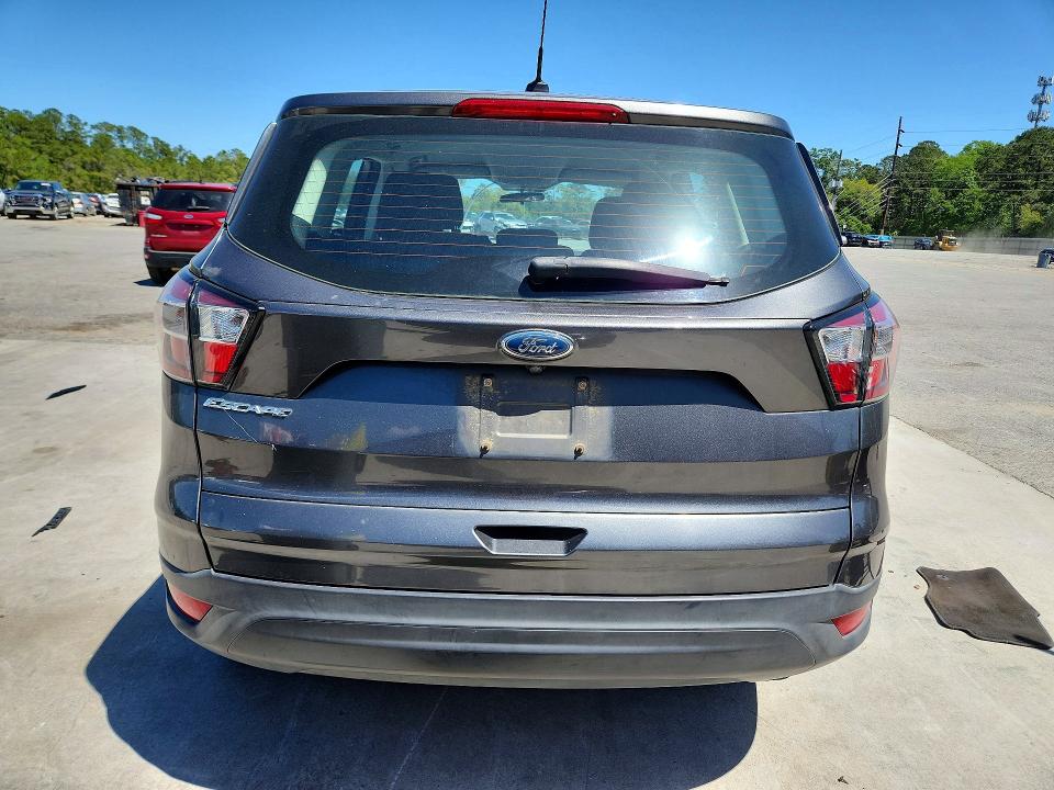 Продаж на аукціоні авто 2018 Ford Escape, vin: 1FMCU0F79JUA39438, номер лоту: 49161516