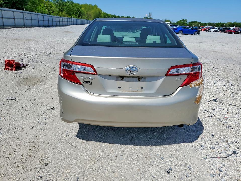 49254476 :رقم المزاد ، 4T1BF1FK0EU354828 vin ، 2014 Toyota Camry مزاد بيع