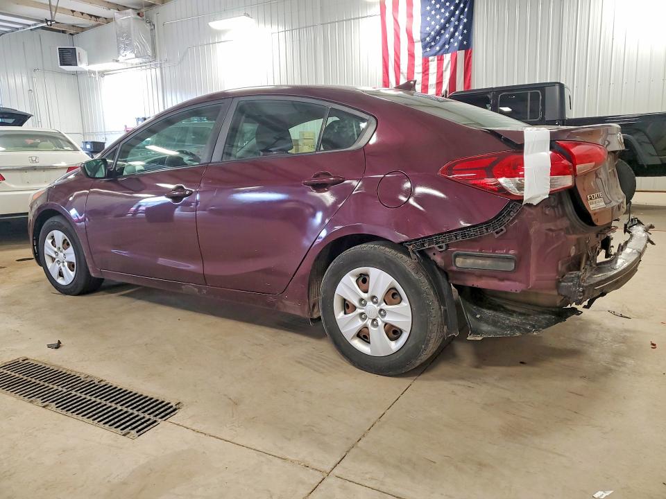 2017 Kia Forte მანქანა იყიდება აუქციონზე, vin: 3KPFK4A78HE062739, აუქციონის ნომერი: 49813036