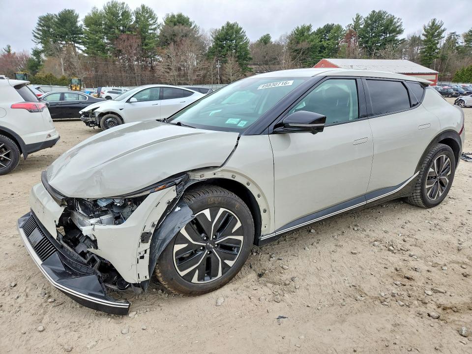 Auction sale of the 2024 Kia Ev6, vin: KNDC3DLC6R5163835, lot number: 49830716