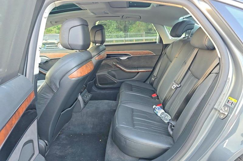 Продажа на аукционе авто 2019 Audi A8, vin: WAU8DAF82KN008193, номер лота: 51841136