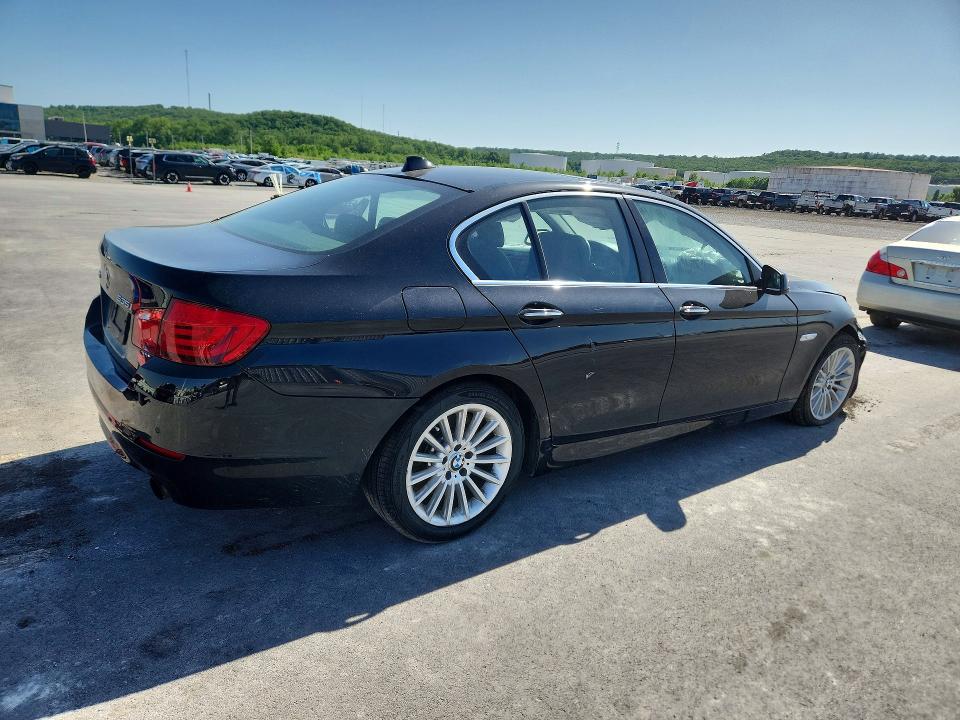 51642166 :رقم المزاد ، WBAFU7C58DDU73588 vin ، 2013 Bmw 535 مزاد بيع
