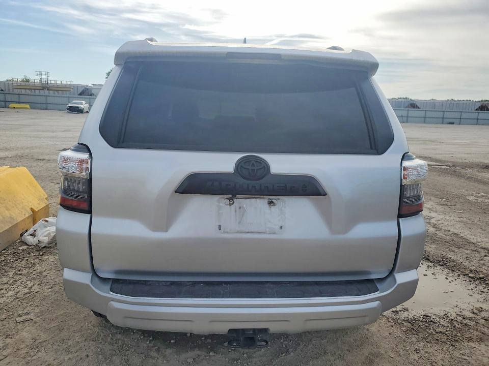 51411736 :رقم المزاد ، JTEPU5JR1M5941345 vin ، 2021 Toyota 4runner مزاد بيع