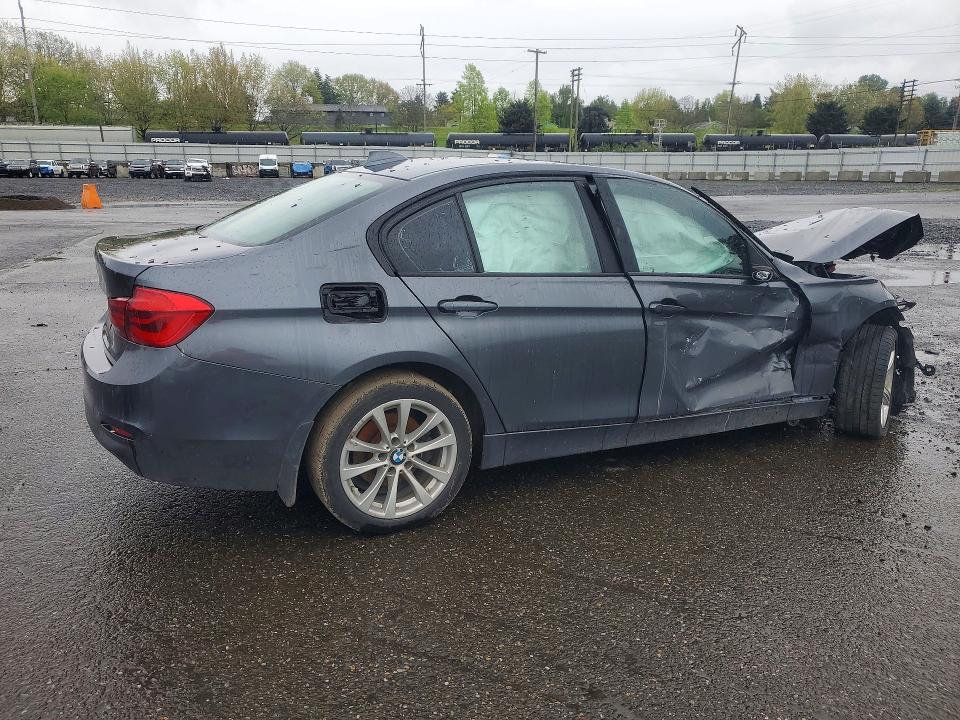 59729816 :رقم المزاد ، WBA8A3C54JA499595 vin ، 2018 Bmw 320 مزاد بيع