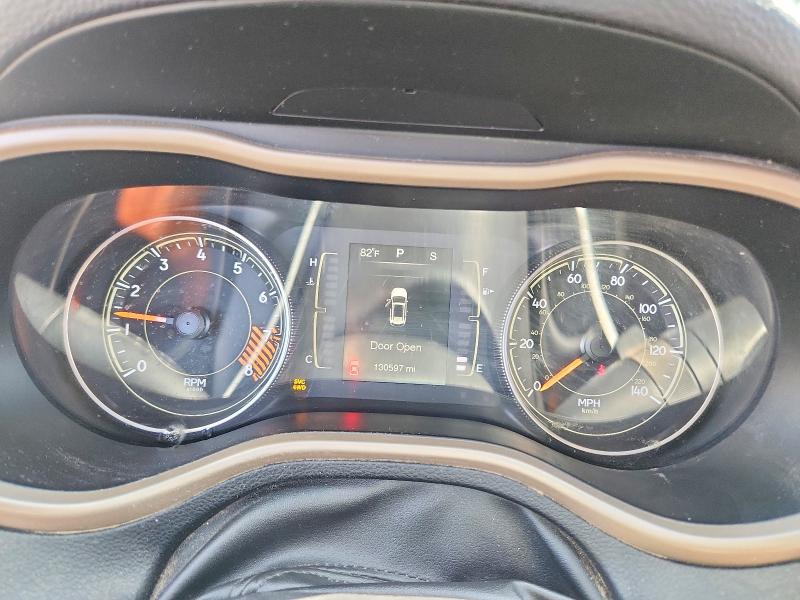 51985826 :رقم المزاد ، 1C4PJMCS1FW503168 vin ، 2015 Jeep Cherokee مزاد بيع