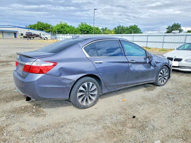 2015 Honda Accord მანქანა იყიდება აუქციონზე, vin: 1HGCR6F79FA007768, აუქციონის ნომერი: 49468786