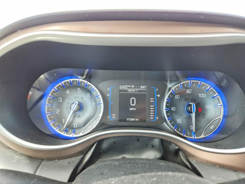 Продаж на аукціоні авто 2017 Chrysler Pacifica, vin: 2C4RC1DGXHR550741, номер лоту: 48915456