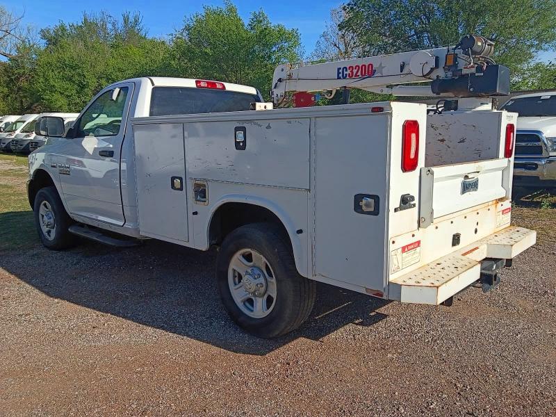 49409476 :رقم المزاد ، 3C7WR3AJ7JG220535 vin ، 2018 Ram 3500 مزاد بيع