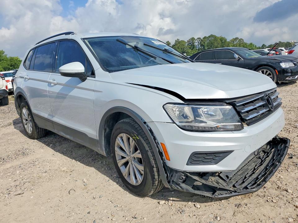 Продаж на аукціоні авто 2018 Volkswagen Tiguan, vin: 3VV0B7AX8JM104105, номер лоту: 50191096