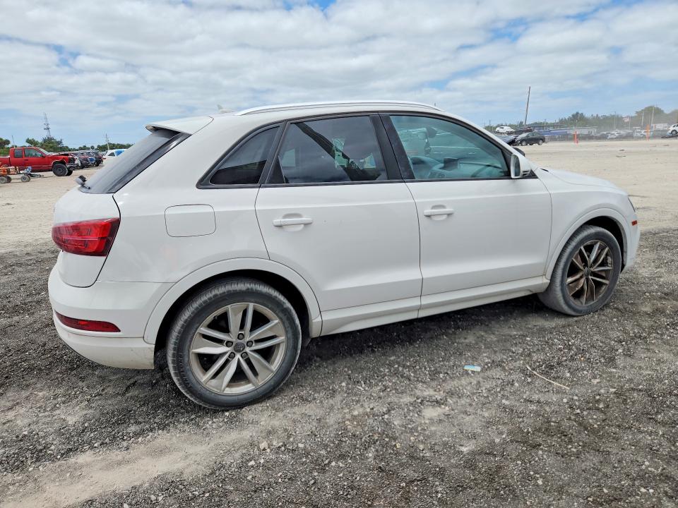 Продажа на аукционе авто 2017 Audi Q3, vin: WA1BCCFS4HR015418, номер лота: 50172226
