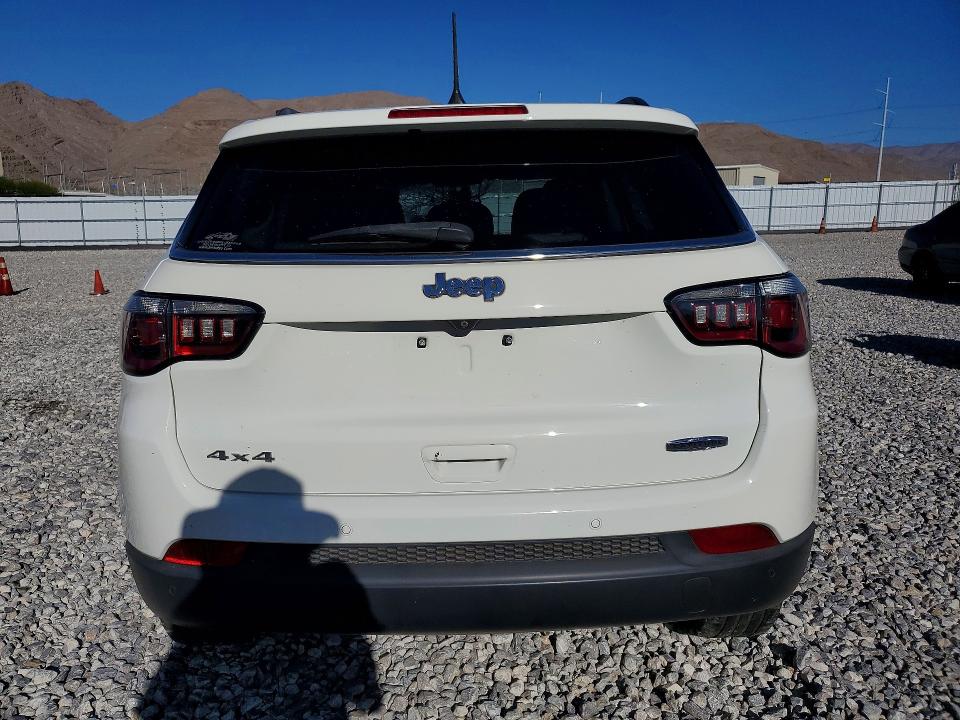 2017 Jeep Compass მანქანა იყიდება აუქციონზე, vin: 3C4NJDBB9HT688653, აუქციონის ნომერი: 51841906