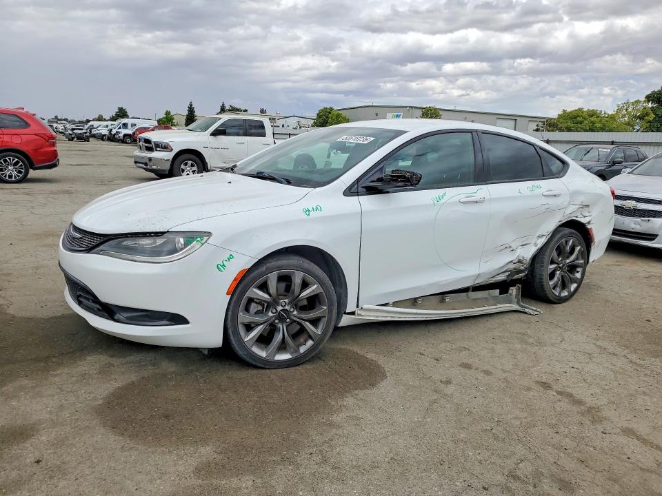 2015 Chrysler 200 მანქანა იყიდება აუქციონზე, vin: 1C3CCCBG7FN635796, აუქციონის ნომერი: 50618236