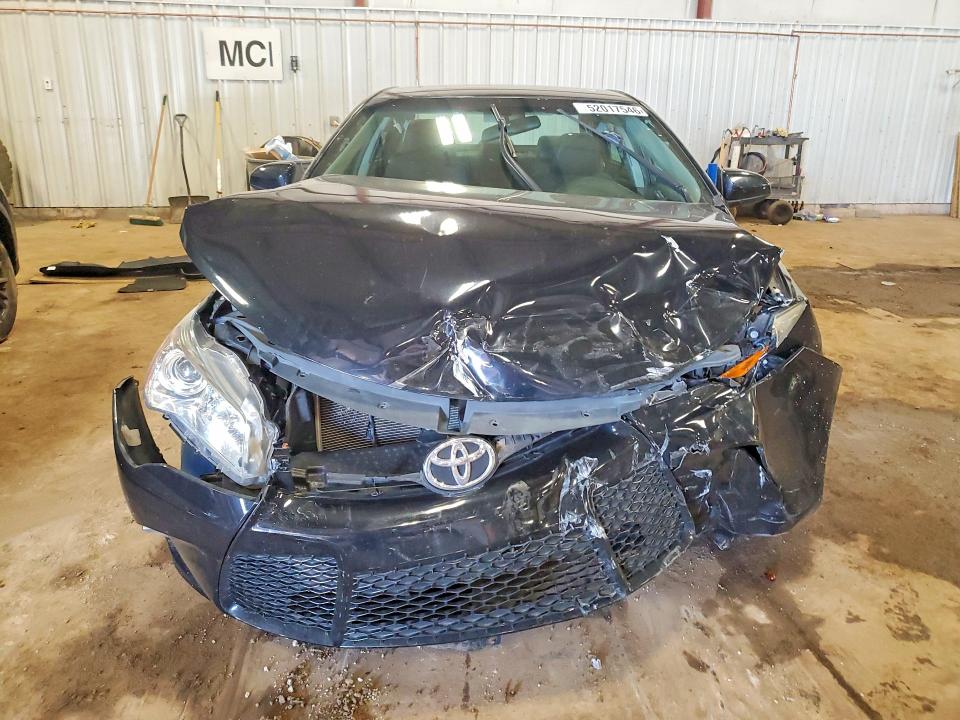 52017546 :رقم المزاد ، 4T1BF1FK2HU299089 vin ، 2017 Toyota Camry مزاد بيع