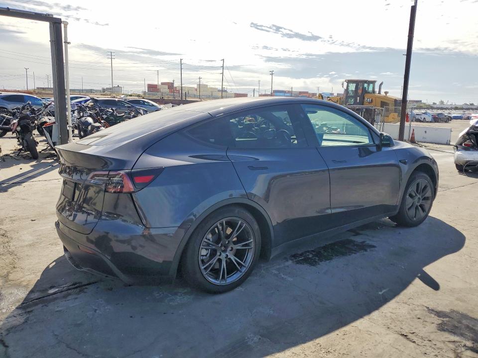 48802016 :رقم المزاد ، 7SAYGDEE2RF130356 vin ، 2024 Tesla Model Y مزاد بيع