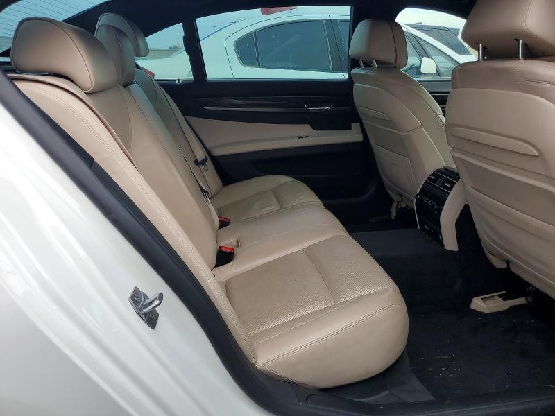 2013 Bmw 750 მანქანა იყიდება აუქციონზე, vin: WBAYE8C53DD132126, აუქციონის ნომერი: 47715956