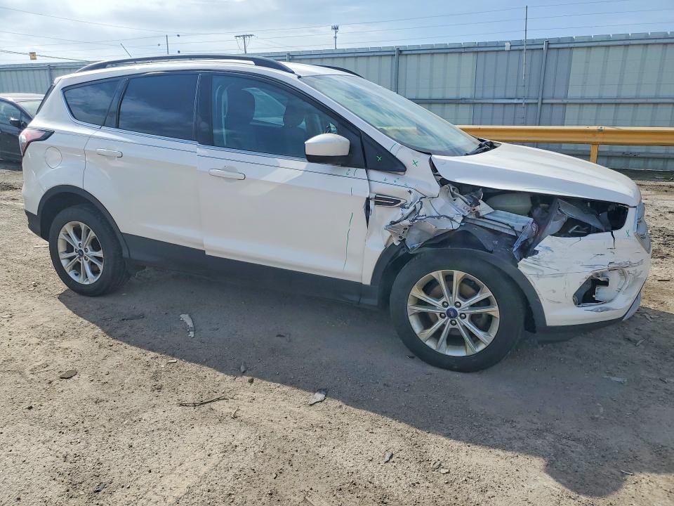 Продажа на аукционе авто 2018 Ford Escape, vin: 1FMCU0GDXJUC69445, номер лота: 50726226
