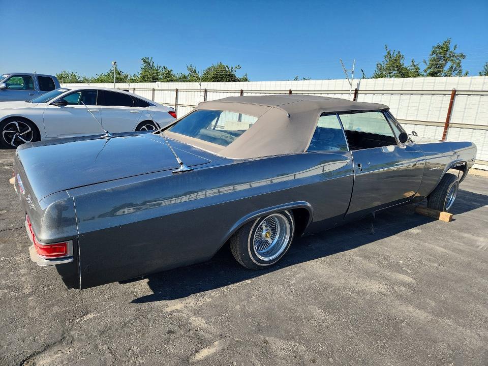 Продажа на аукционе авто 1966 Chevrolet Impala, vin: 164676S261422, номер лота: 49449586