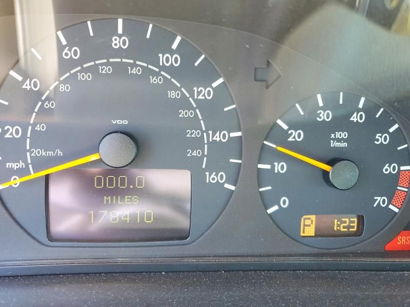 Продажа на аукционе авто 2001 Mercedes-benz E, vin: WDBJF70J31X049267, номер лота: 51195246