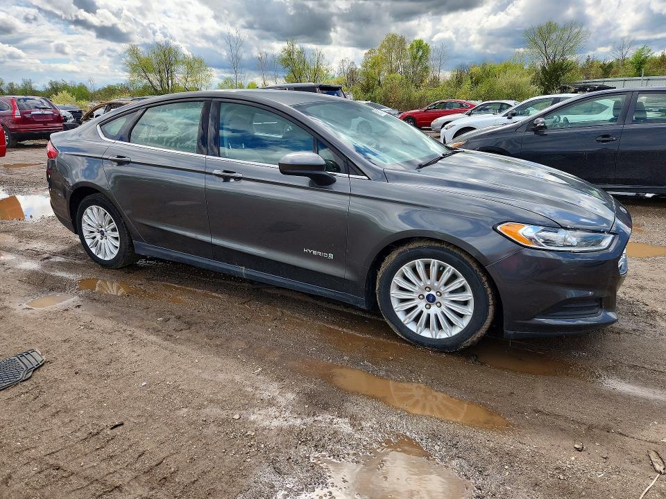 Продаж на аукціоні авто 2015 Ford Fusion, vin: 3FA6P0UU0FR150031, номер лоту: 51951326