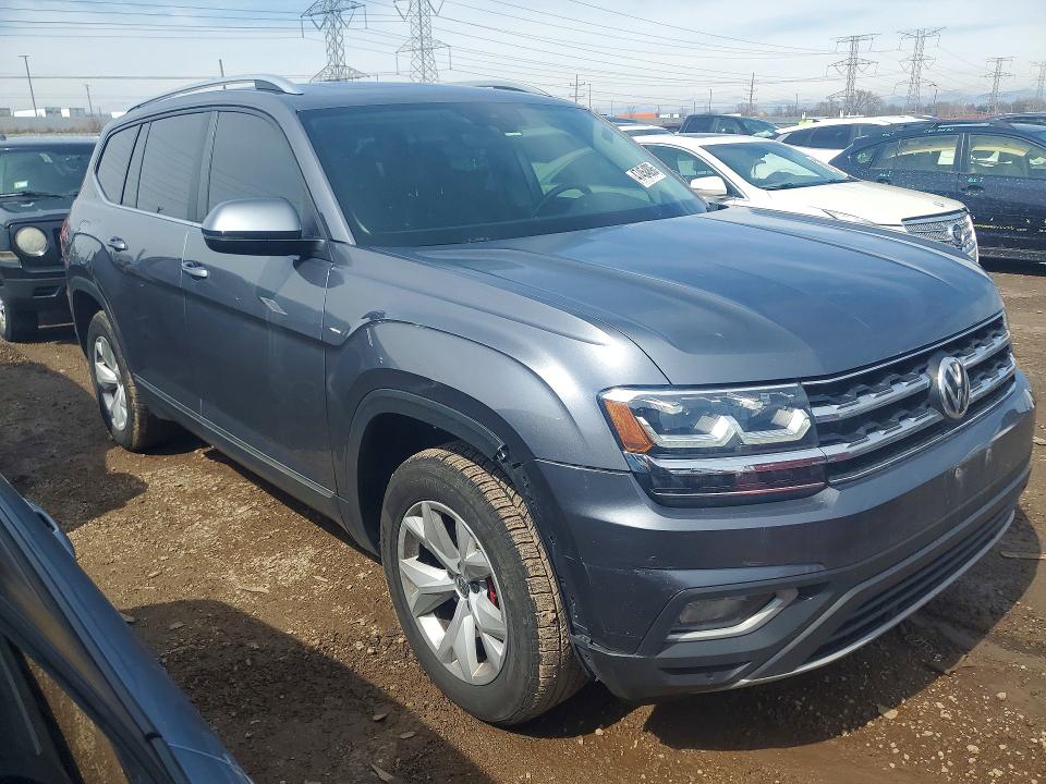 2018 Volkswagen Atlas მანქანა იყიდება აუქციონზე, vin: 1V2MR2CAXJC503959, აუქციონის ნომერი: 47454896