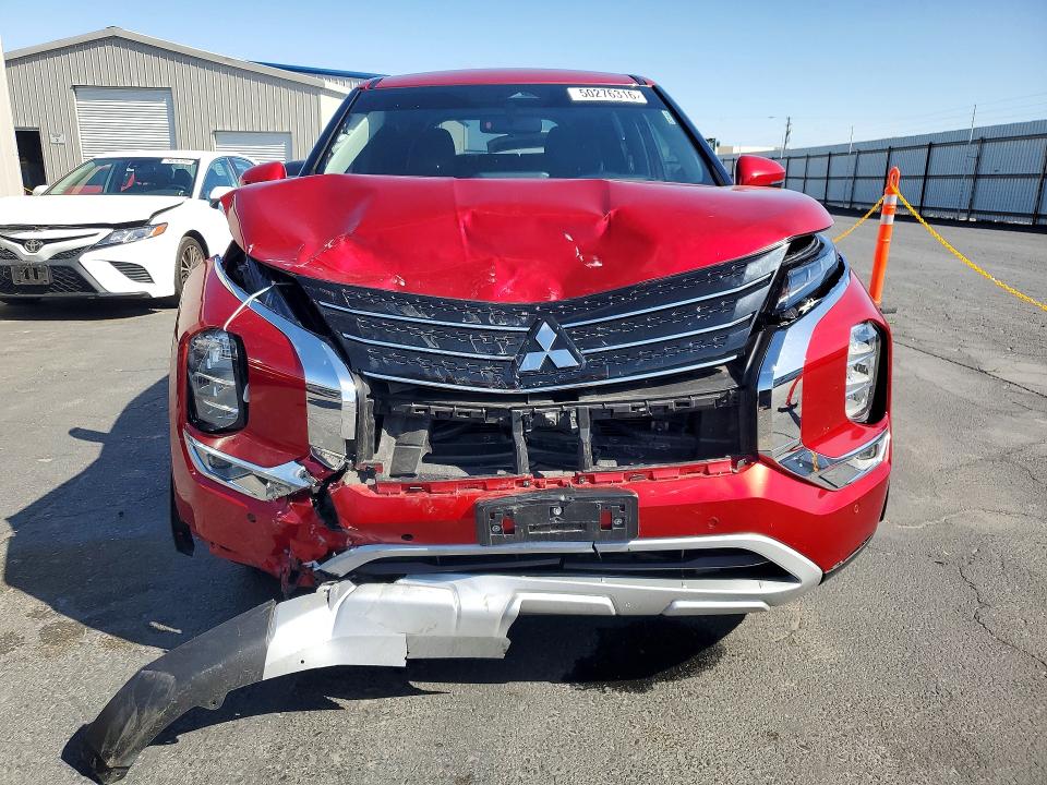 Продажа на аукционе авто 2022 Mitsubishi Outlander, vin: JA4J3UA80NZ028370, номер лота: 50276316