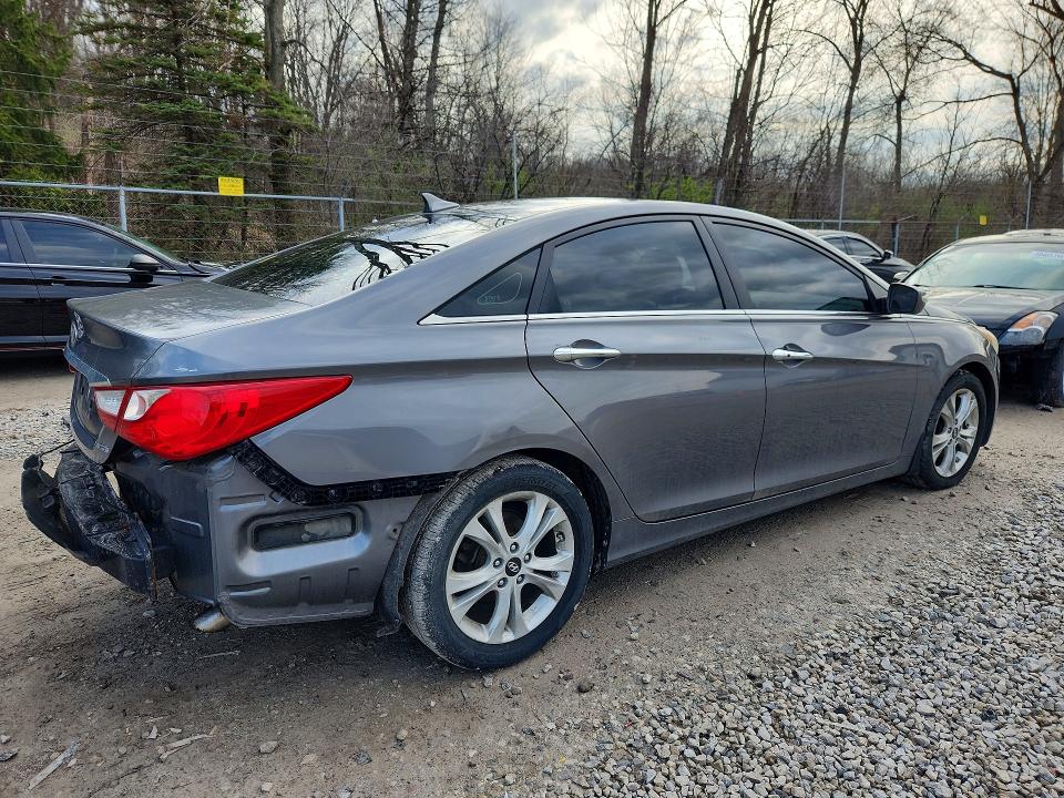 2011 Hyundai Sonata მანქანა იყიდება აუქციონზე, vin: 5NPEC4AC4BH115817, აუქციონის ნომერი: 48698586