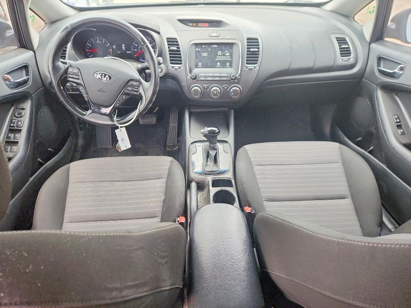 48828166 :رقم المزاد ، 3KPFL4A70HE024354 vin ، 2017 Kia Forte مزاد بيع