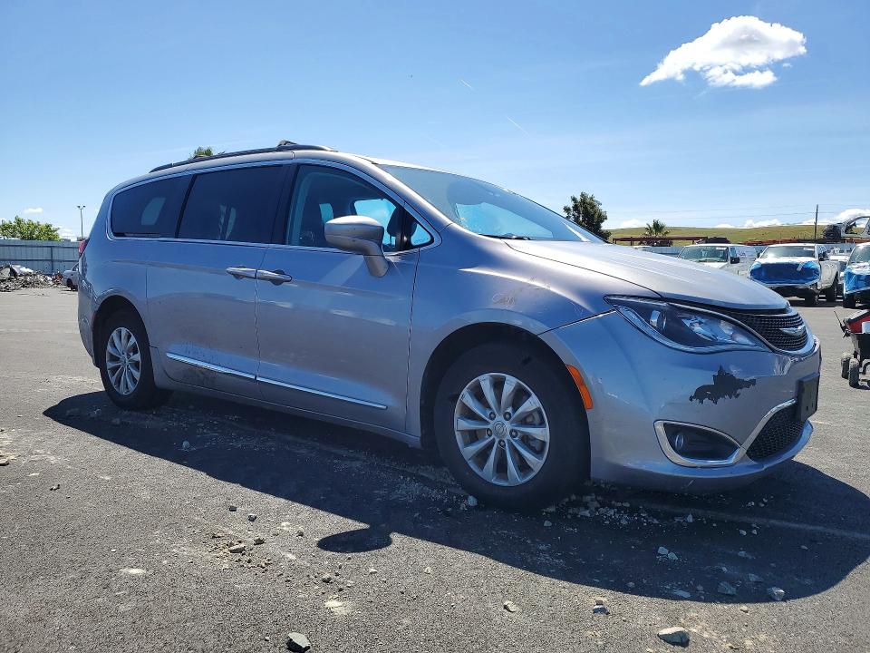 Продаж на аукціоні авто 2017 Chrysler Pacifica, vin: 2C4RC1BG6HR539674, номер лоту: 49919306