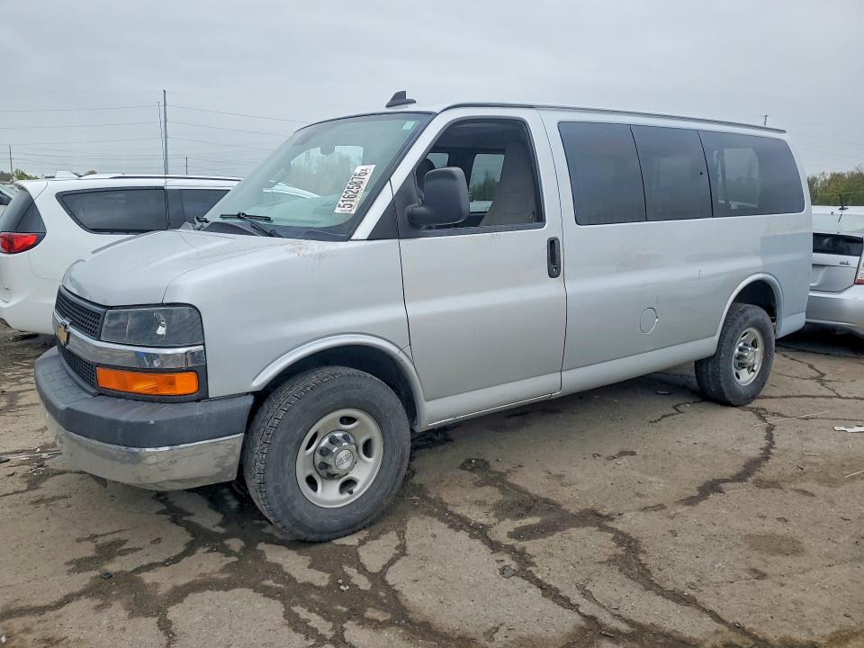 51625876 :رقم المزاد ، 1GAWGFFG0K1235095 vin ، 2019 Chevrolet Express G2500 مزاد بيع