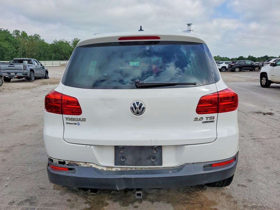 50304906 :رقم المزاد ، WVGBV7AX9CW552771 vin ، 2012 Volkswagen Tiguan مزاد بيع