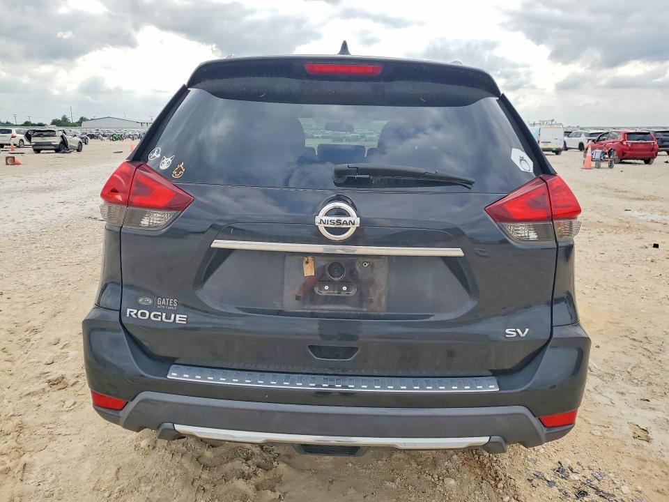 Продаж на аукціоні авто 2017 Nissan Rogue, vin: 5N1AT2MTXHC825660, номер лоту: 51192086