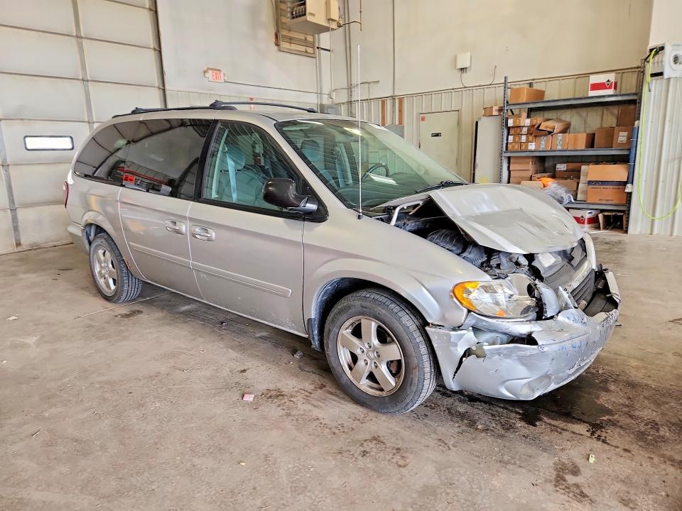 2005 Dodge Grand Caravan მანქანა იყიდება აუქციონზე, vin: 2D4GP44L65R267052, აუქციონის ნომერი: 51179896