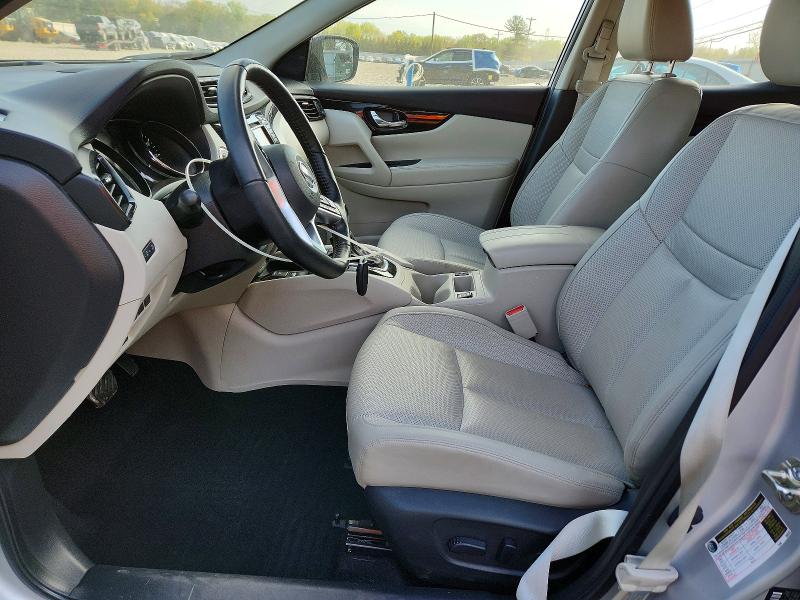 49925776 :رقم المزاد ، JN1BJ1CW4MW673553 vin ، 2021 Nissan Rogue Sport مزاد بيع