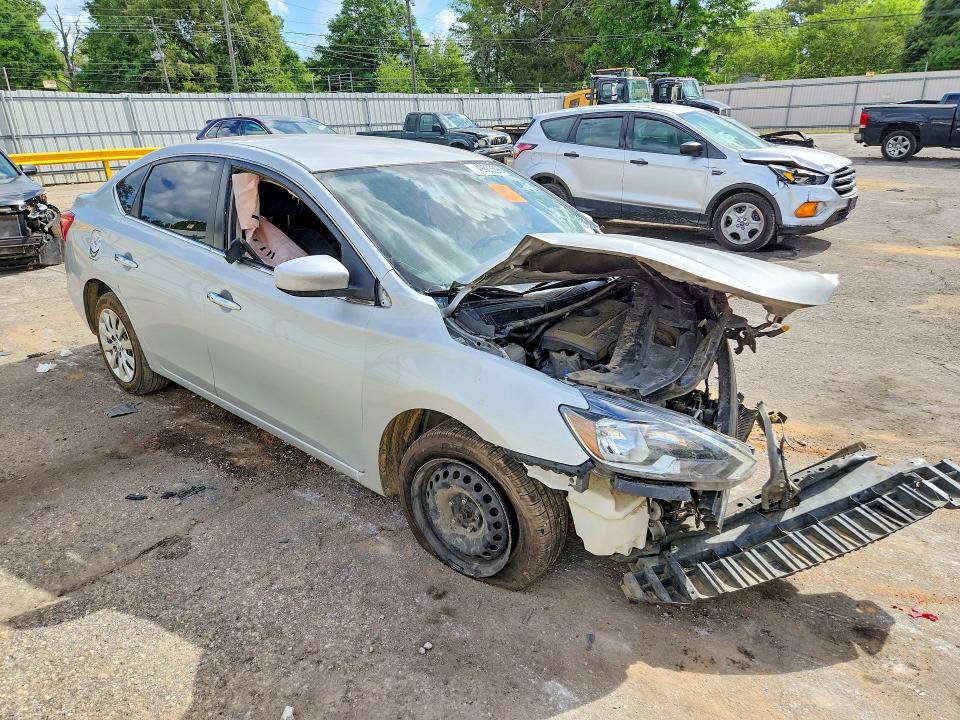 49883596 :رقم المزاد ، 3N1AB7AP4HY265916 vin ، 2017 Nissan Sentra مزاد بيع