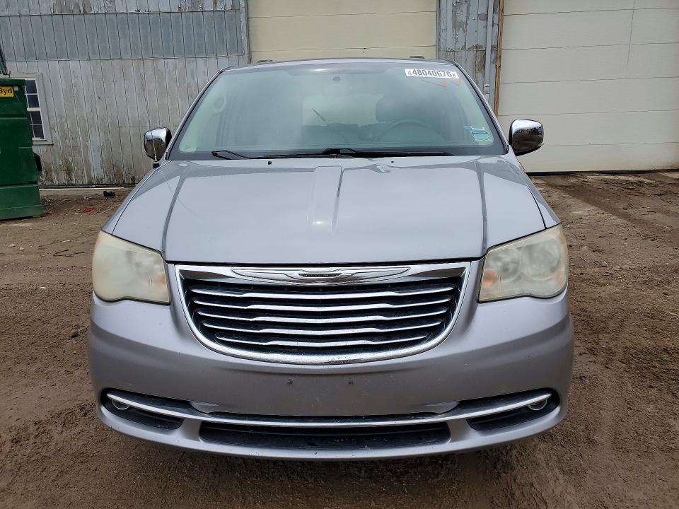 48040676 :رقم المزاد ، 2C4RC1CG0DR659768 vin ، 2013 Chrysler Town & Country مزاد بيع
