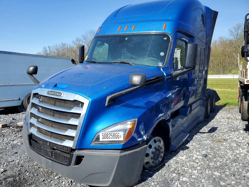 Продажа на аукционе авто 2020 Freightliner Cascadia 126, vin: 3AKJHHDR2LSLP8650, номер лота: 50825866