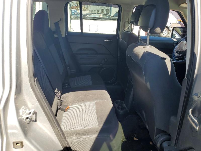 49273406 :رقم المزاد ، 1C4NJPBA0HD117972 vin ، 2017 Jeep Patriot مزاد بيع