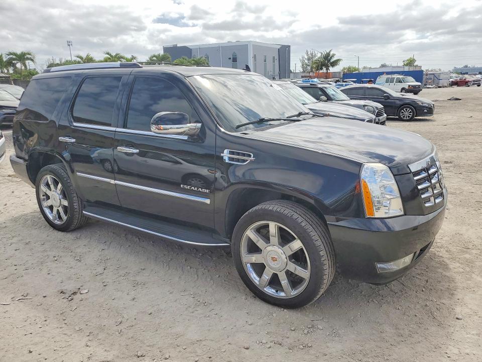 50105136 :رقم المزاد ، 1GYS4BEF5CR122952 vin ، 2012 Cadillac Escalade مزاد بيع