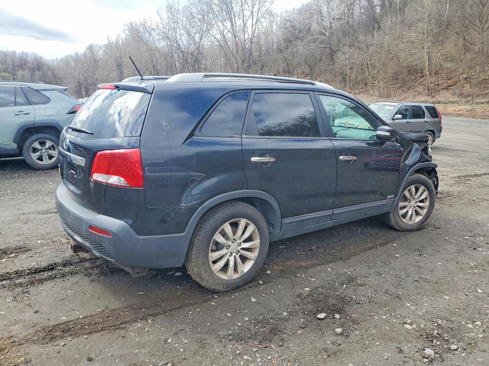 Продажа на аукционе авто 2011 Kia Sorento, vin: 5XYKTDA2XBG141257, номер лота: 48442036