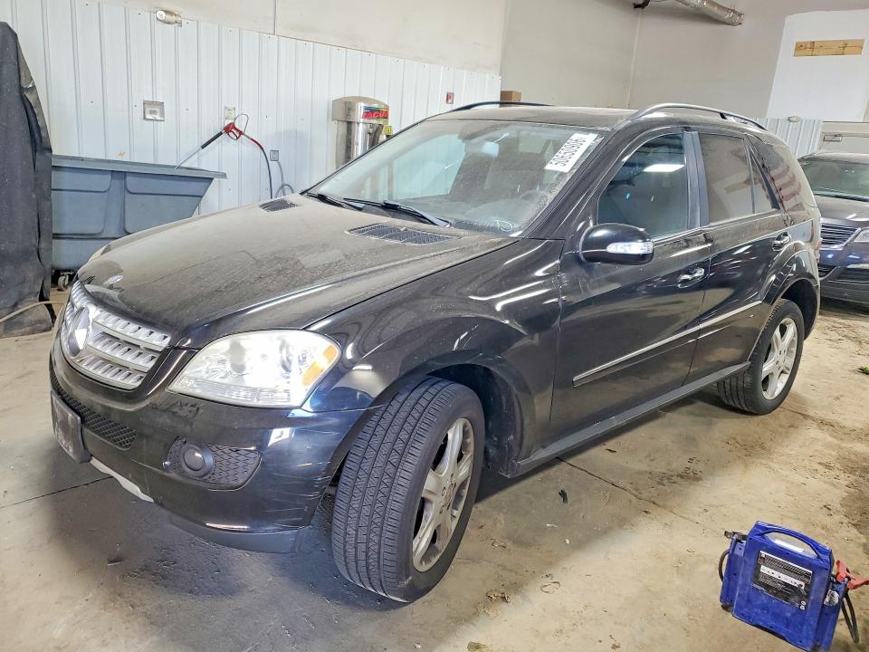 50650906 :رقم المزاد ، 4JGBB86E58A297062 vin ، 2008 Mercedes-benz Ml مزاد بيع